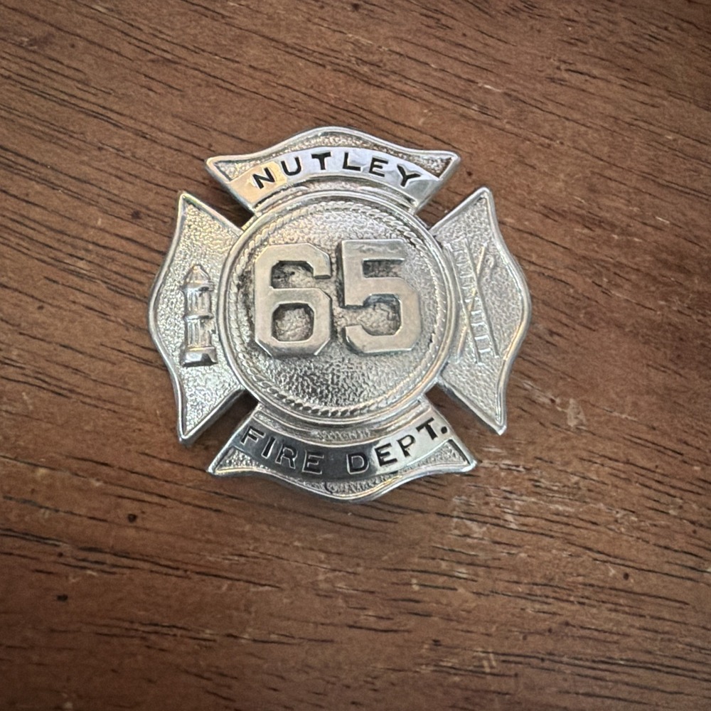 Vintage Obsolete NUTLEY New Jersey  Fire Dept Badge